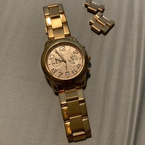Michael Kors Rose Gold Bradshaw Watch